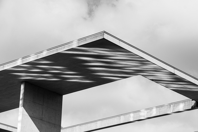 
                  
                    
                     Canon 
                     Canon EOS Rebel T7i 
                  
                  